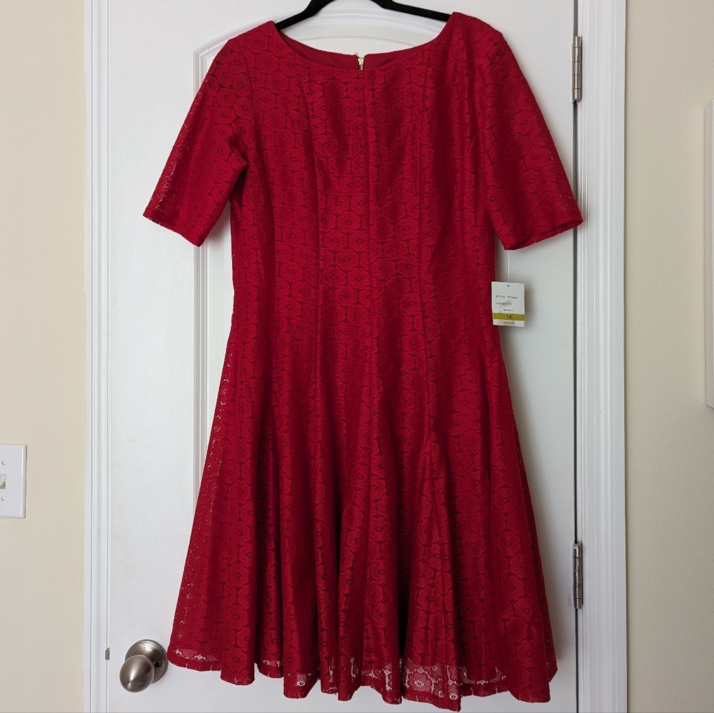 Red flower lace dress